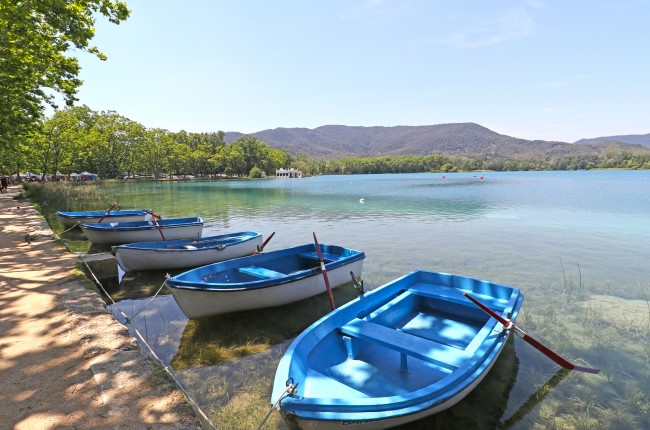 Lago de Banyoles barca