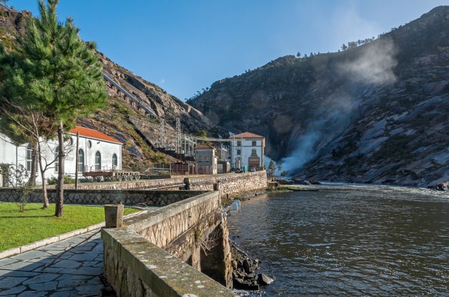 cascada de ezaro como llegar