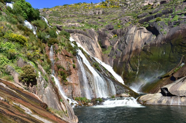 cascada de ézaro