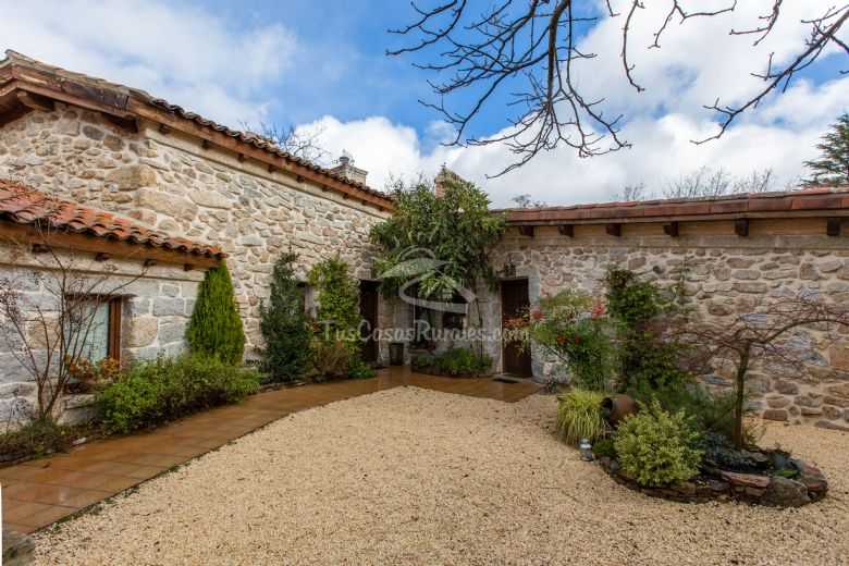 El Patio de Valentina Casa Rural Completa en Navacerrada, Madrid