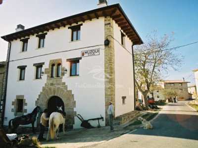 Casa Rural Urrarena