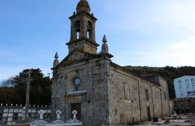 Iglesia de Santa María de Lira