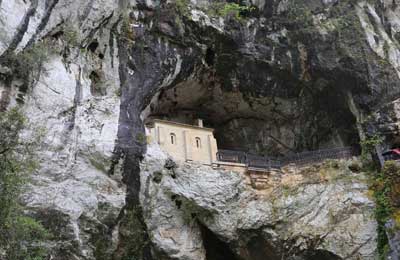 Santuario de Nuestra Señora de Covadonga