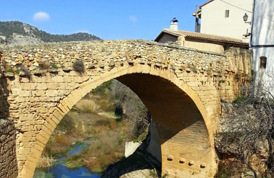 Puente de piedra