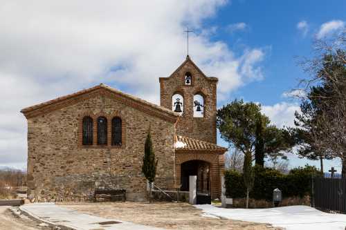 Navarredonda y San Mames